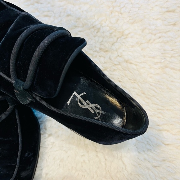 Yves Saint Laurent YSL Black Velvet Loafers size EU 40 US 7.5 main image 13